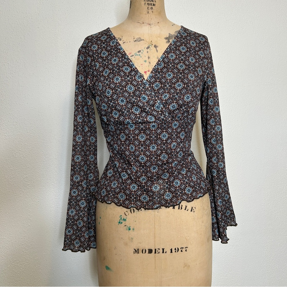 Vintage Y2K Bell Sleeve Blouse